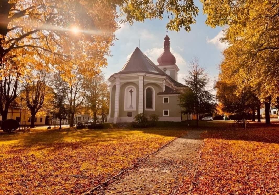 Apartmanova Chata Secanda S Bazenem, U Secske Prehrady Buitenkant foto