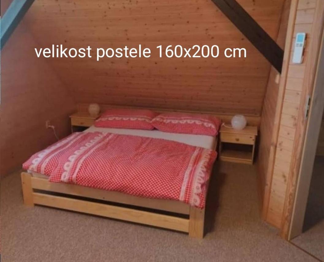 Apartmanova Chata Secanda S Bazenem, U Secske Prehrady Buitenkant foto